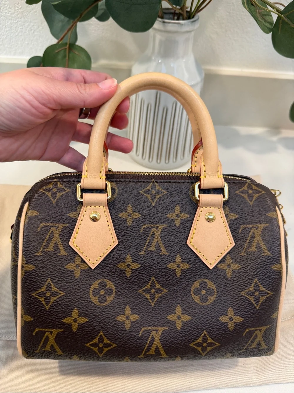 New! Louis Vuitton Speedy 20 Monogram Canvas with LV Adjustable Vachetta Strap